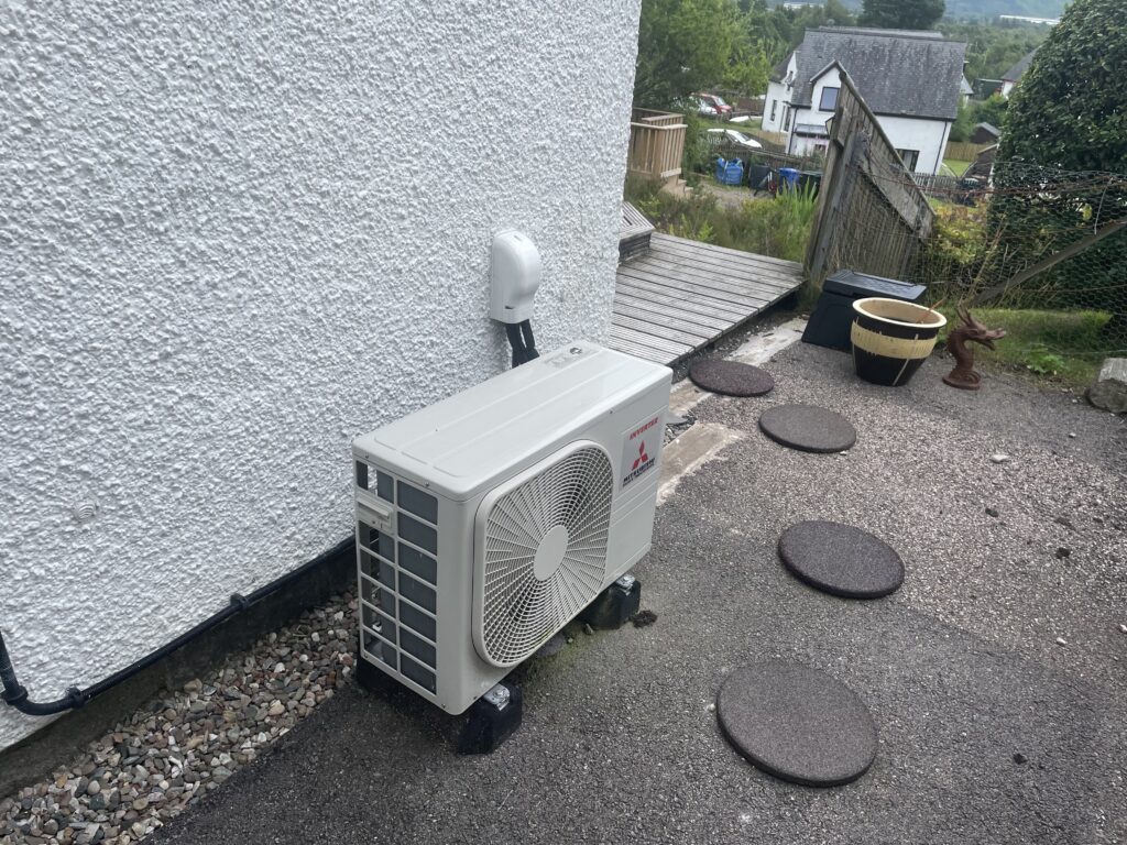 Outdoor unit of air to air minisplit heat pump